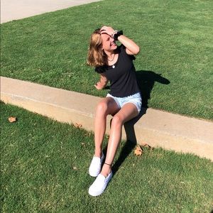 Meet your Posher, Shea